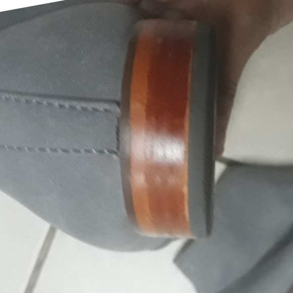 Gray Shoes - Picture 6 of 8